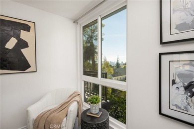 Welcome to Crescent Heights, where contemporary luxury and - photo 18