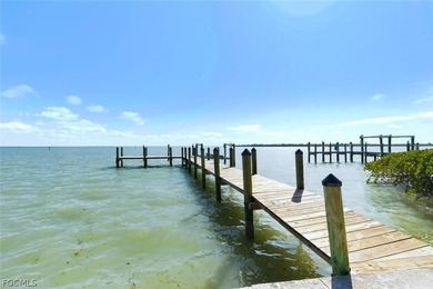 Unobstructed views of the bay. You, too, can wake up to this - photo 2