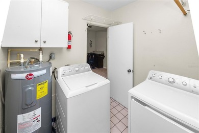 Under contract-accepting backup offers. Charming and move in - photo 22