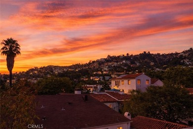 Welcome to Crescent Heights, where contemporary luxury and - photo 22