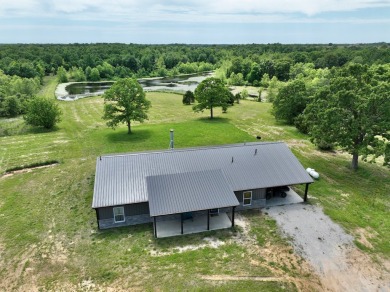 (private lake, pond, creek) Home For Sale in Sheldon Missouri