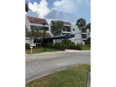Weston Lakes Area Condo For Sale in Weston Florida