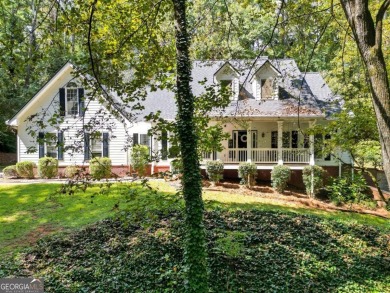 Lake Home For Sale in Woodstock, Georgia