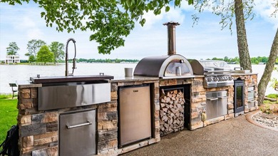 This is more than a home, it's a rare opportunity to claim one - photo 4