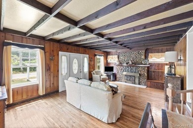 Enjoy beautiful waterview's from this delightful Cape Cod offers - photo 4