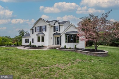 An exceptional opportunity to own a beautifully updated 3 - photo 5