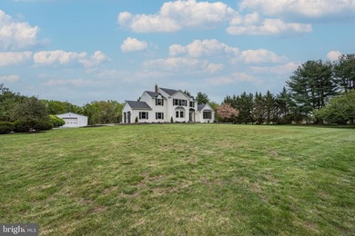 An exceptional opportunity to own a beautifully updated 3 - photo 6