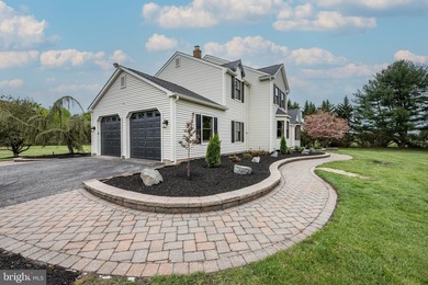 An exceptional opportunity to own a beautifully updated 3 - photo 8
