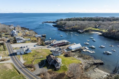 After 30+ years Shaw's Wharf and Lobster is For Sale. This - photo 5