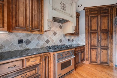 Situated on just under 2 private acres in a quiet cul-de-sac - photo 14