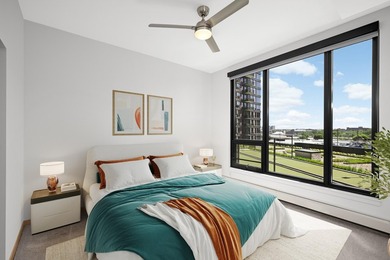 This beautifully refreshed home is filled with natural light - photo 4