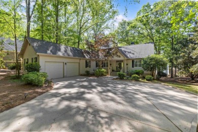 Lake Home For Sale in Eatonton, Georgia