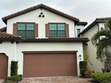 Lake Home For Sale in Fort Myers, Florida