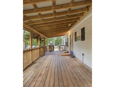 A rare find in Beaufort that won't last long! Beautifully - photo 4