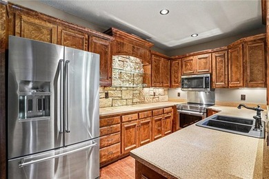 Situated on just under 2 private acres in a quiet cul-de-sac - photo 39