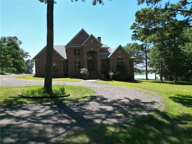 Custom-built and full of amenities, this stunning 2-story home - photo 50