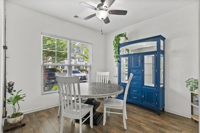 Welcome to 306 Castle Dr, a beautifully maintained 2-bedroom, 2 - photo 7