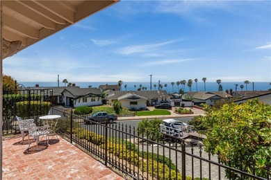 Captivating ?Ocean and Catalina Island views await you in this - photo 2