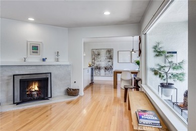 Captivating ?Ocean and Catalina Island views await you in this - photo 5