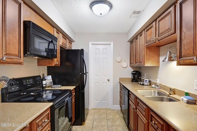 Welcome to 8-2511 Demere Rd, a beautifully furnished, turn-key - photo 11