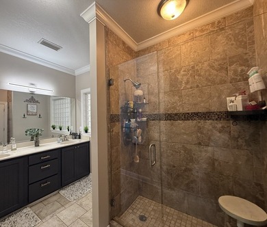 PRICE REDUCED! You'll never want to leave home with all the - photo 29