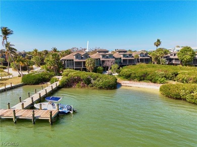 Priced to Sell! Positioned directly on the harbor in Safety - photo 1