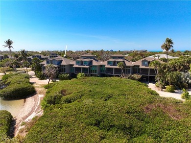 Priced to Sell! Positioned directly on the harbor in Safety - photo 4