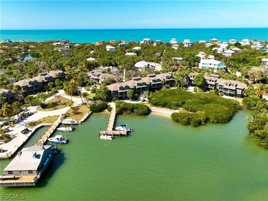 Priced to Sell! Positioned directly on the harbor in Safety - photo 7