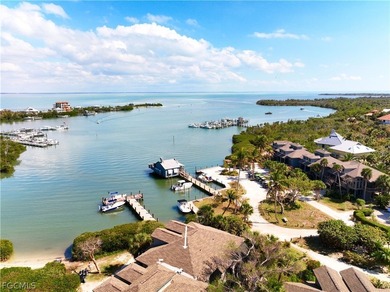 Priced to Sell! Positioned directly on the harbor in Safety - photo 9