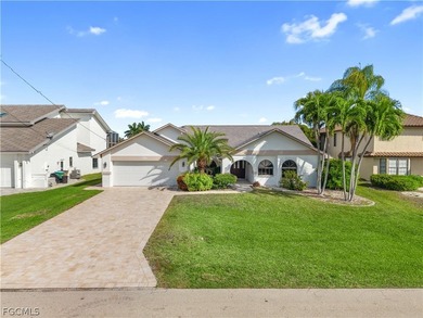 Caloosahatchee River Home For Sale in Cape Coral Florida