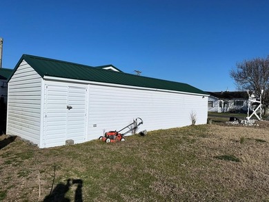 Charming coastal retreat on the south end of Chincoteague Island - photo 15