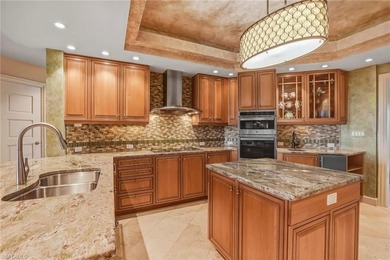 Perched on the 7th floor of the prestigious Le Jardin, this - photo 18