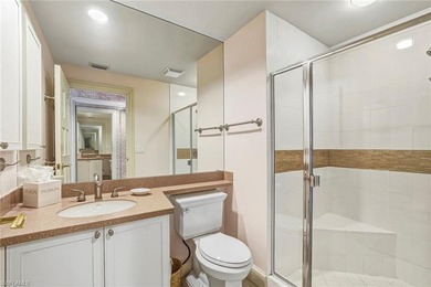 Perched on the 7th floor of the prestigious Le Jardin, this - photo 29