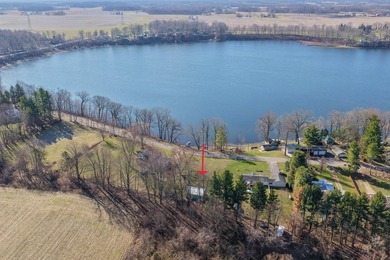 This .4 acre buildable lot includes 30 feet of lake frontage on - photo 10