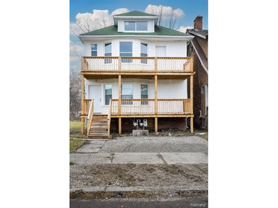 Lake Saint Clair Home For Sale in Detroit Michigan