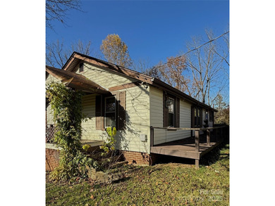 (private lake, pond, coastal) Home For Sale in Canton North Carolina