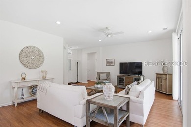 Popular Hamilton/Jefferson Model featuring 2 Bedrooms, 2 Baths - photo 7