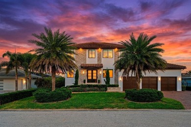 A spectacular custom waterfront estate with a clean California - photo 1