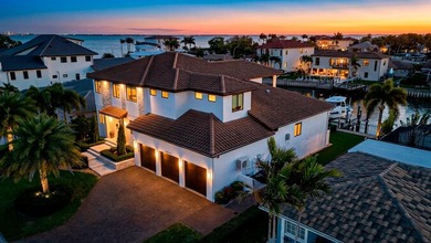A spectacular custom waterfront estate with a clean California - photo 3