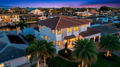 A spectacular custom waterfront estate with a clean California - photo 4