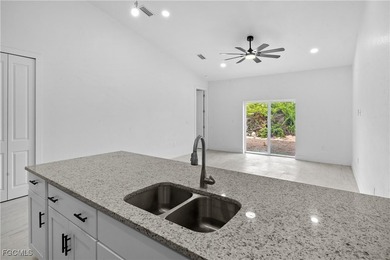 UPDATE this property is now fully rented with two tenants in - photo 5