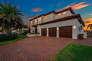 A spectacular custom waterfront estate with a clean California - photo 6