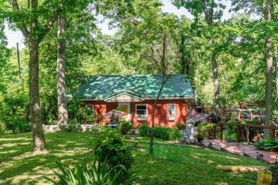 Herrington Lakefront Cabin in NO WAKE area of Cane Run - - Lake Home For Sale in Harrodsburg, Kentucky