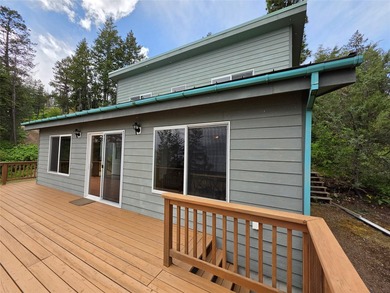 Find your Montana on the shores of Flathead Lake with this great - photo 12