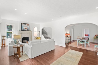 Situated in the heart of Historic Northwood, this stunning 1926 - photo 18