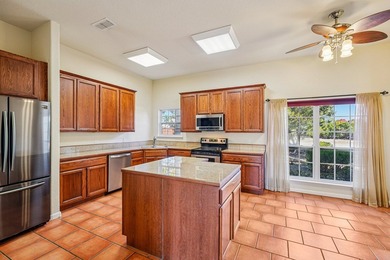 Nestled within the serenity of Canyon Springs, this meticulously - photo 21