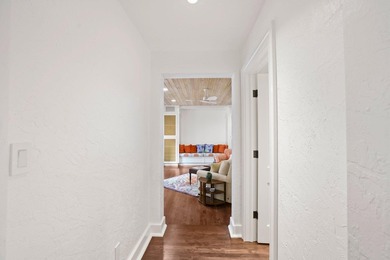 Situated in the heart of Historic Northwood, this stunning 1926 - photo 21