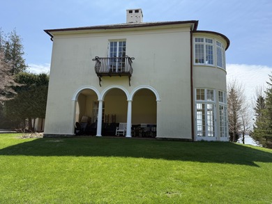The Grace Cottage, Hermit's Point. This magnificent stuccoed - photo 5