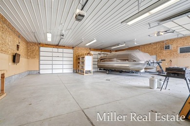 Summer Party Barn at Bristol Lake! This 40x70 heated & insulated - photo 7