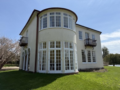 The Grace Cottage, Hermit's Point. This magnificent stuccoed - photo 7